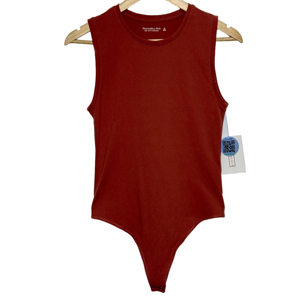 Abercrombie & Fitch Soft AF Red Sleeveless Crew Neck Bodysuit Top Womens Size M